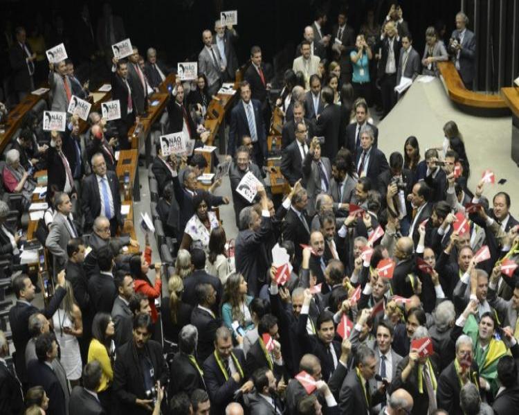 frp_plenario-da-camara-aprova-comissao-impeachment_17032016009