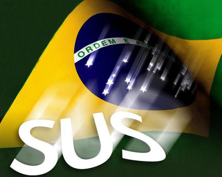 Bandeira do Brasil e SUS