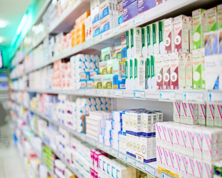 20160920[143527]farmacia_Foto_iStock-_by_Getty_Images