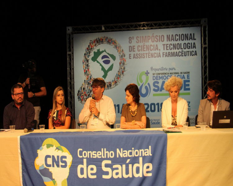 mesa simposio