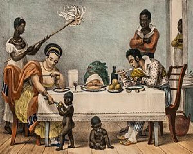 Quadro mostrando cena doméstica do século 19, com duas pessoas negras em pé, a mulher abanando pessoas brancas sentadas a uma mesa e crianças negras sem roupa brincando no chão